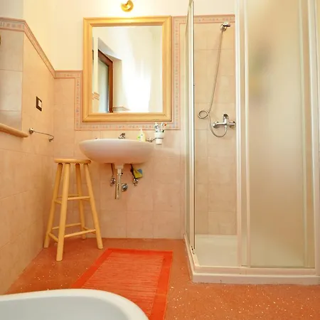 Apartament Clary *